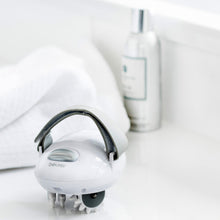 Cargar imagen en el visor de la galería, Masajeador Anticelulítico Beurer CM 50