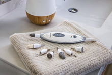 Cargar imagen en el visor de la galería, Set de Manicura y Pedicura de Beurer MP 41 CATALOGO