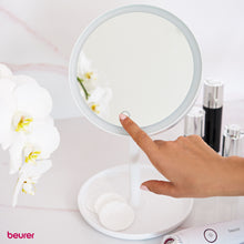 Cargar imagen en el visor de la galería, Espejo con Luz y Aumento para Maquillaje Beurer BS 45