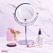 Cargar imagen en el visor de la galería, Espejo con Luz y Aumento para Maquillaje Beurer BS 55
